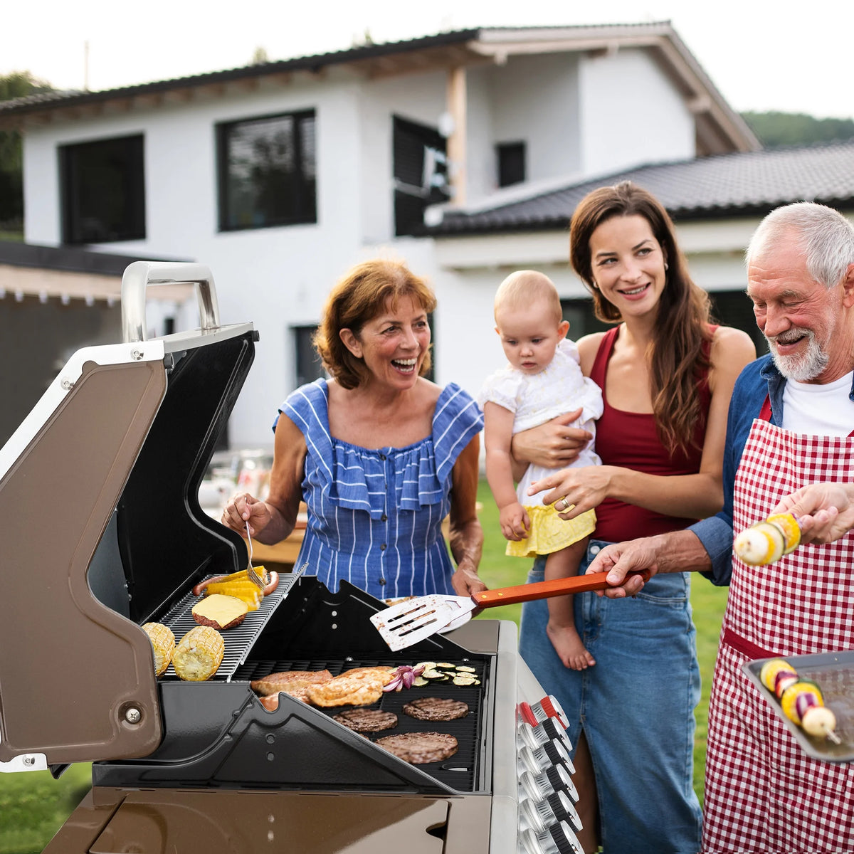 6-Burner Gas Grill with Sear Burner and Side Burner U7705