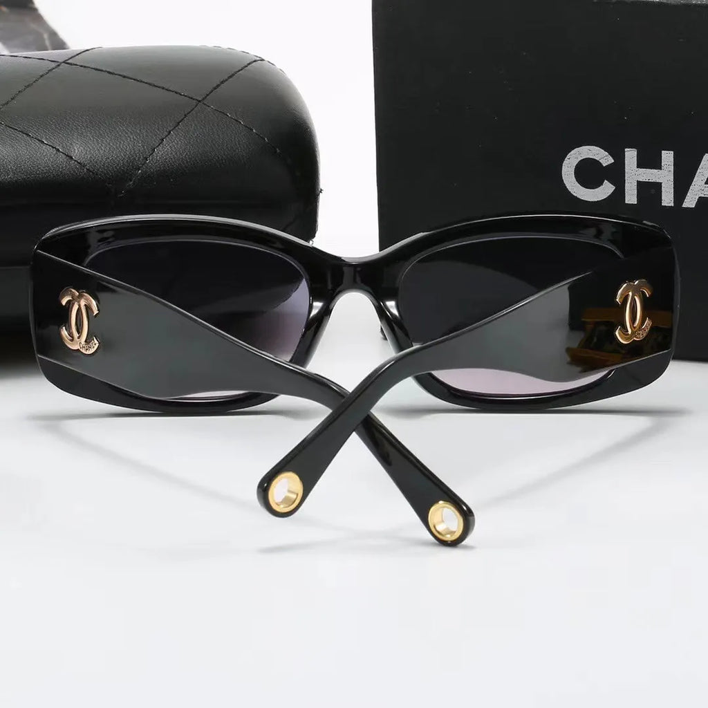 Fashionable CC Letter Sunglasses Q669