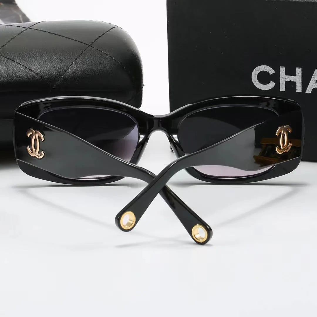 Fashionable CC Letter Sunglasses Q669