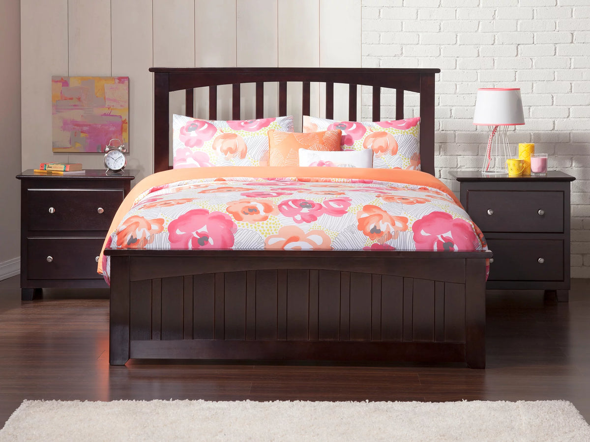 Full Platform Bed with Foot Board and Trundle Bed in Espresso A177028
