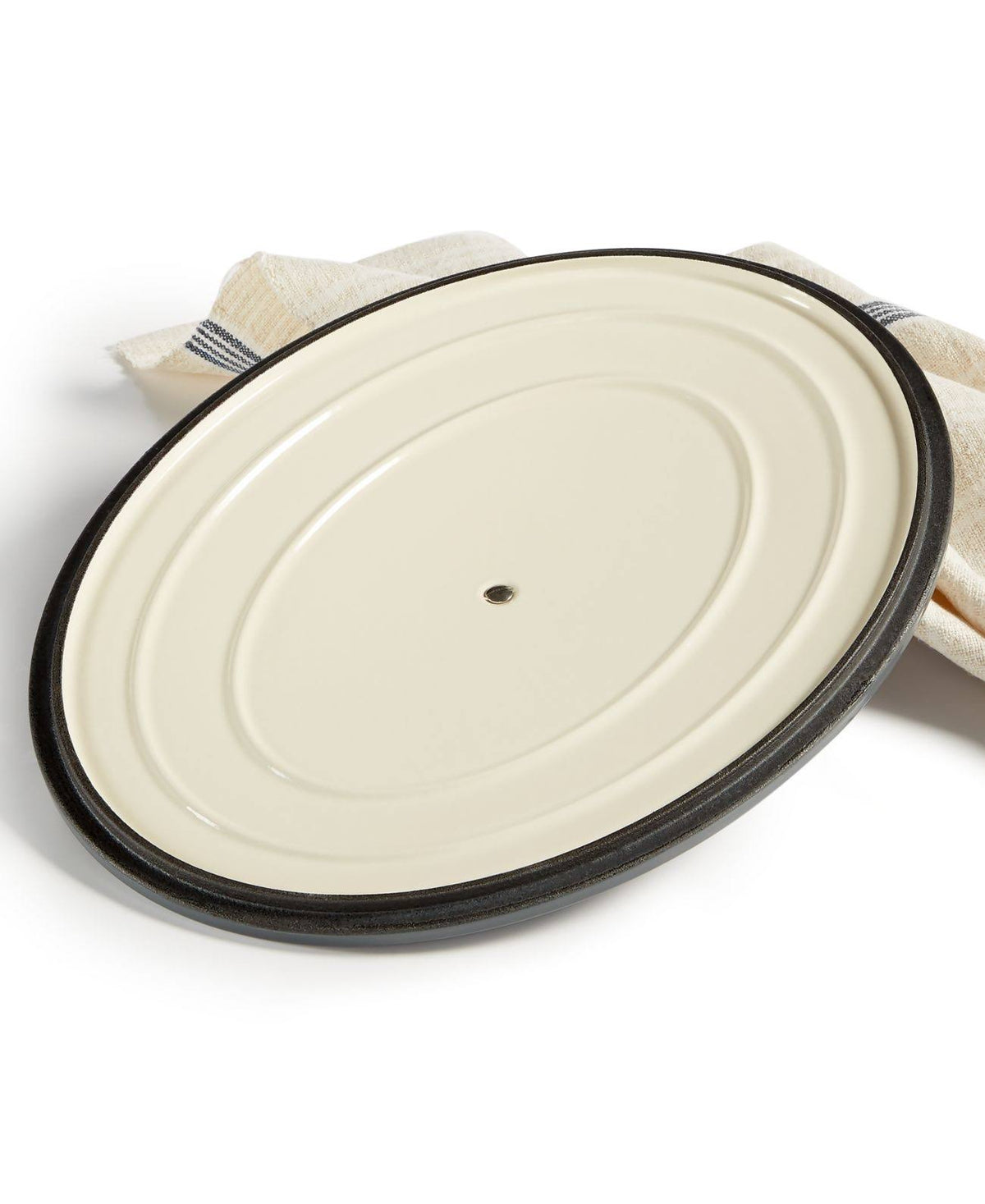 Enameled Cast Iron Oval 8-Qt. Dutch Oven V9524