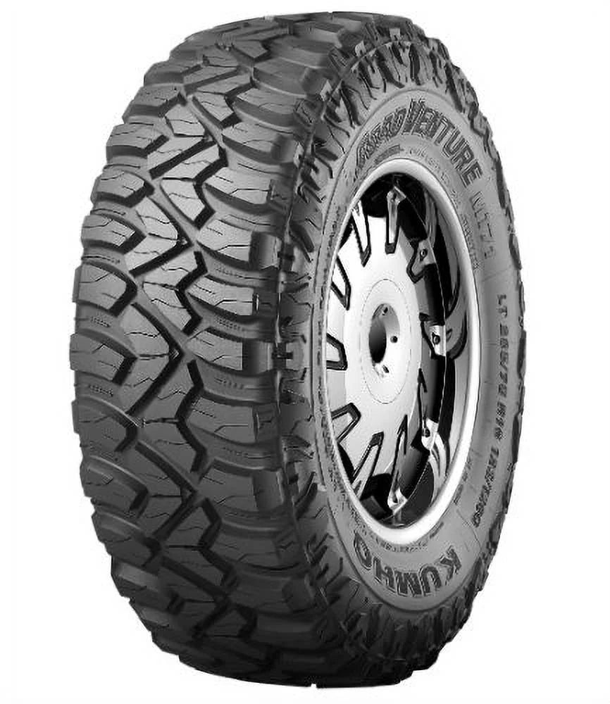 285/70-17 Tire Z912606