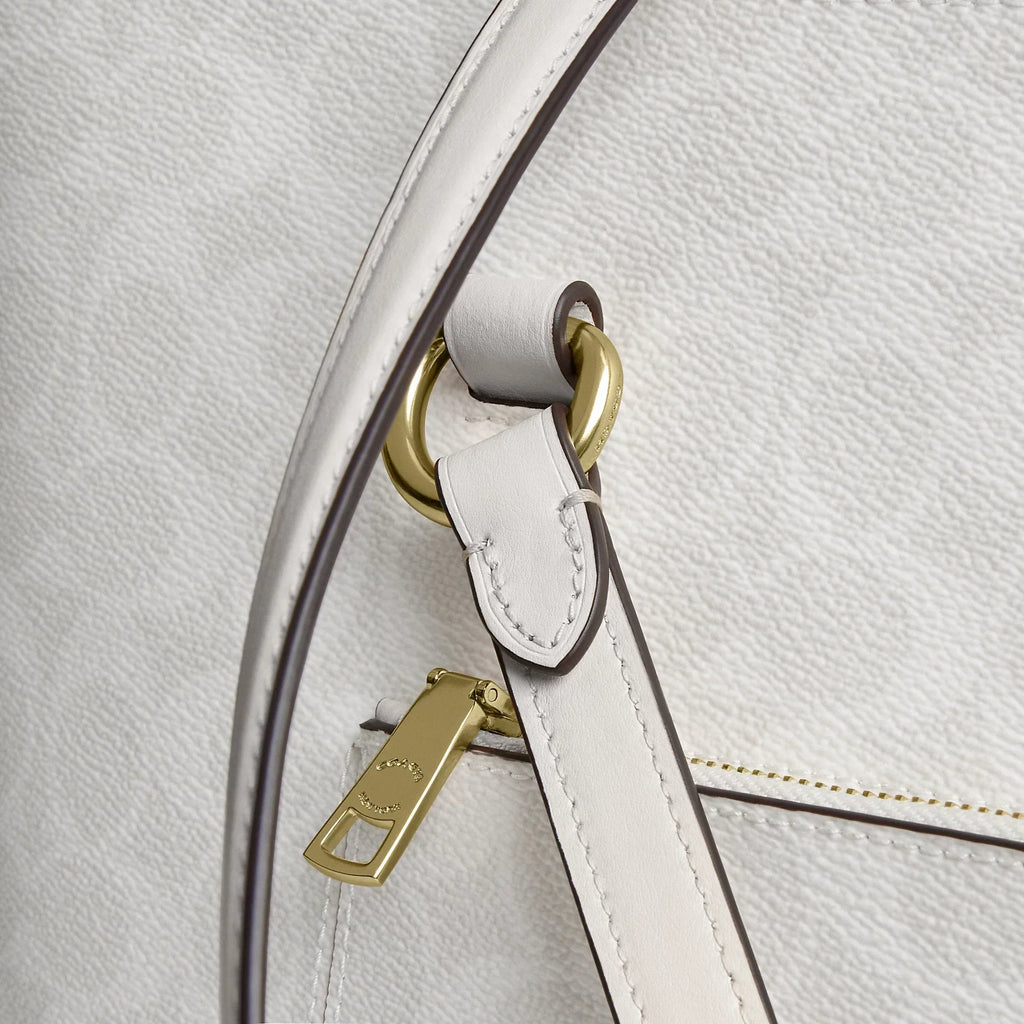 Coach Outlet Station Tote Bag In Signature Canvas