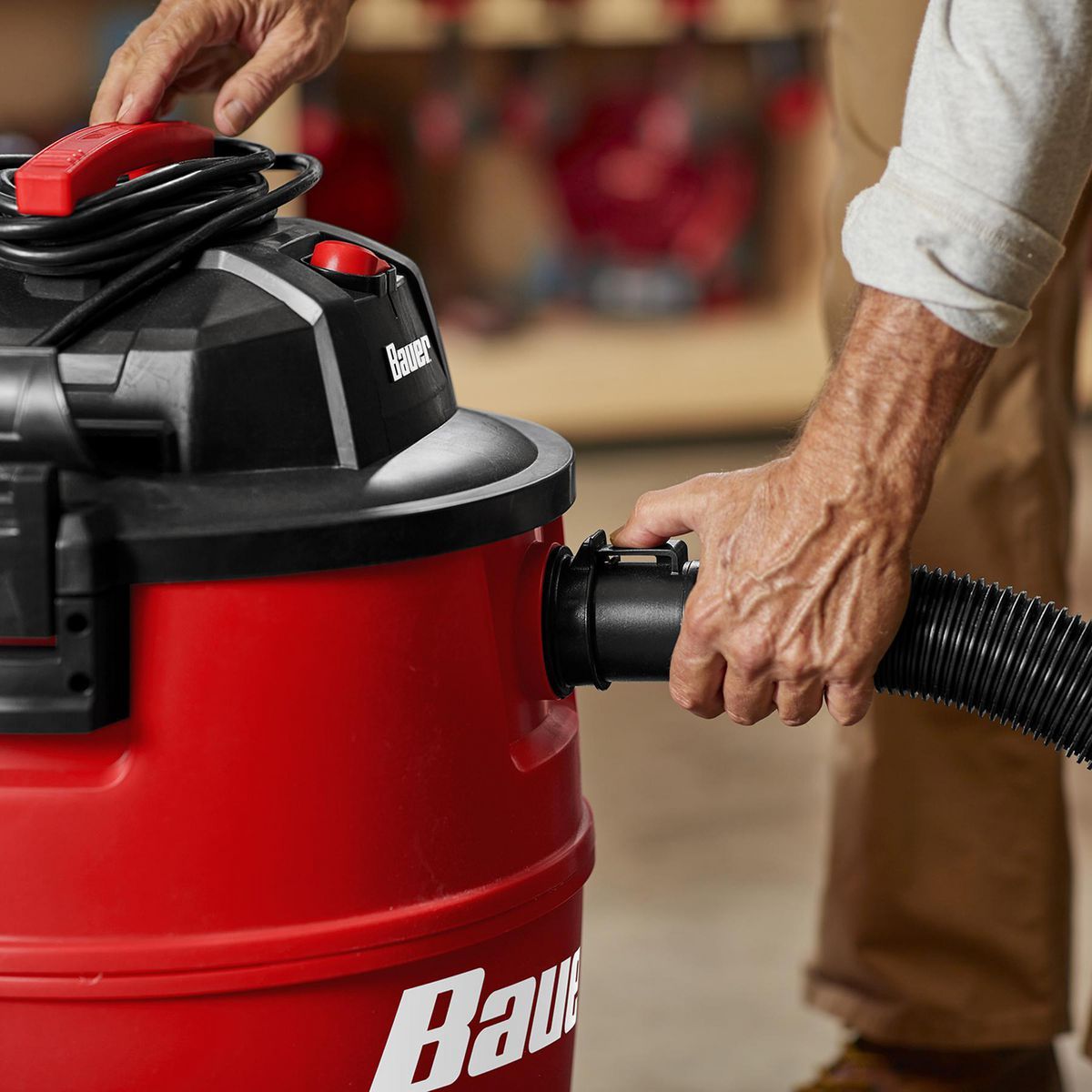 16 Gallon Wet/Dry Vacuum with Cart C117359