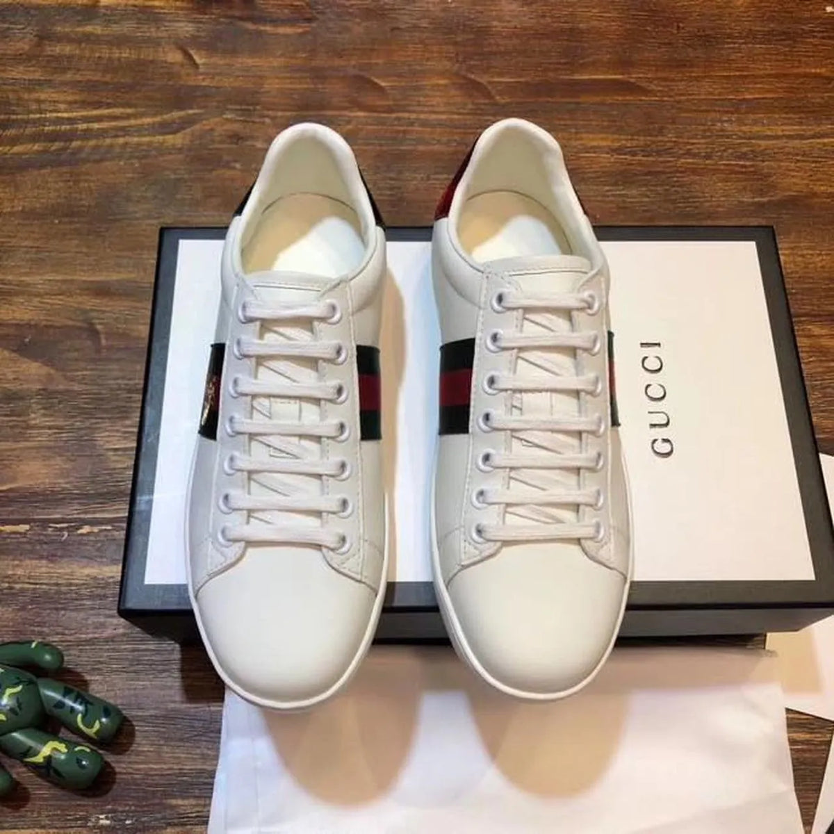White Calfskin Leather Sneakers C599